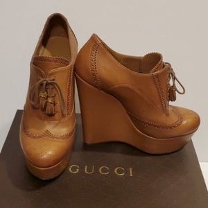 GUCCI - Platform Wedges with Tassles